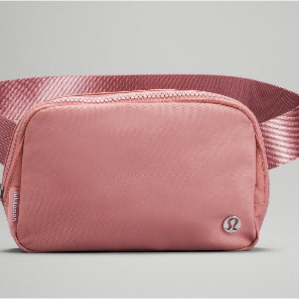 Lululemon Everywhere Belt Bag 1L